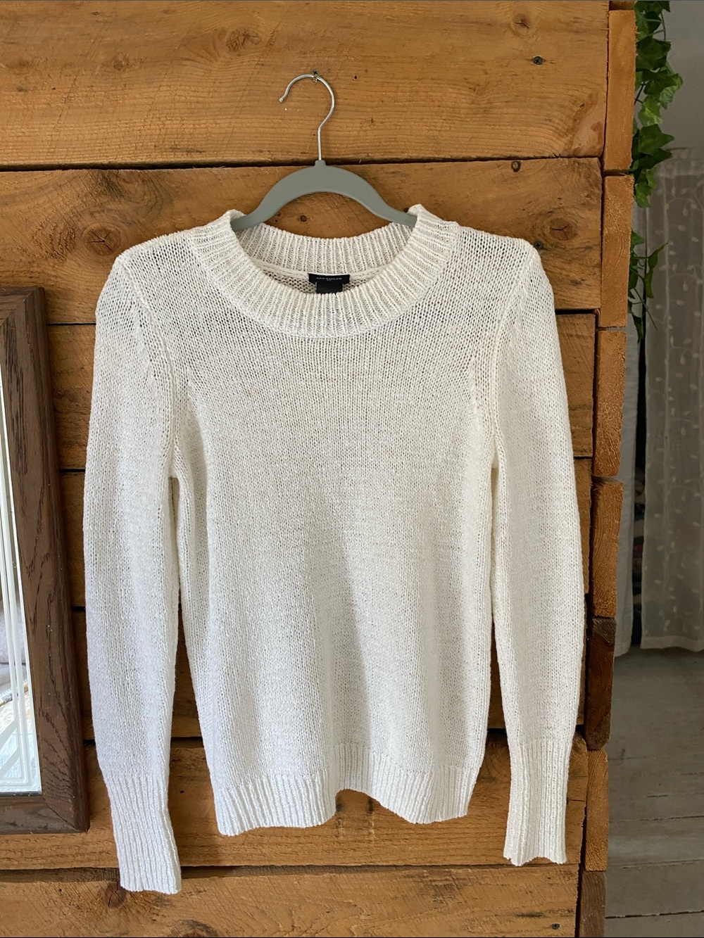 Ann Taylor Cream Crewneck Lightweight Knit Sweater